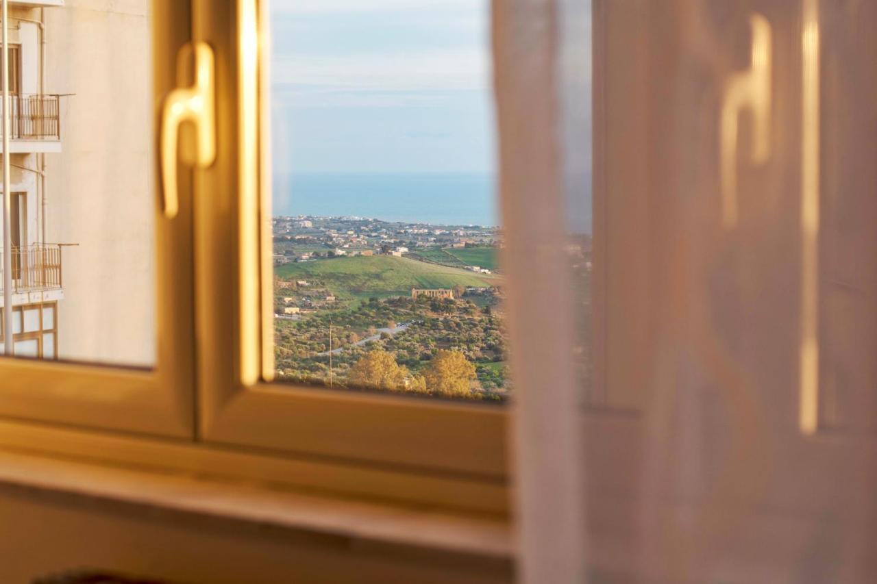 Antica Akragante Apartment Agrigento Con Parcheggio Luaran gambar