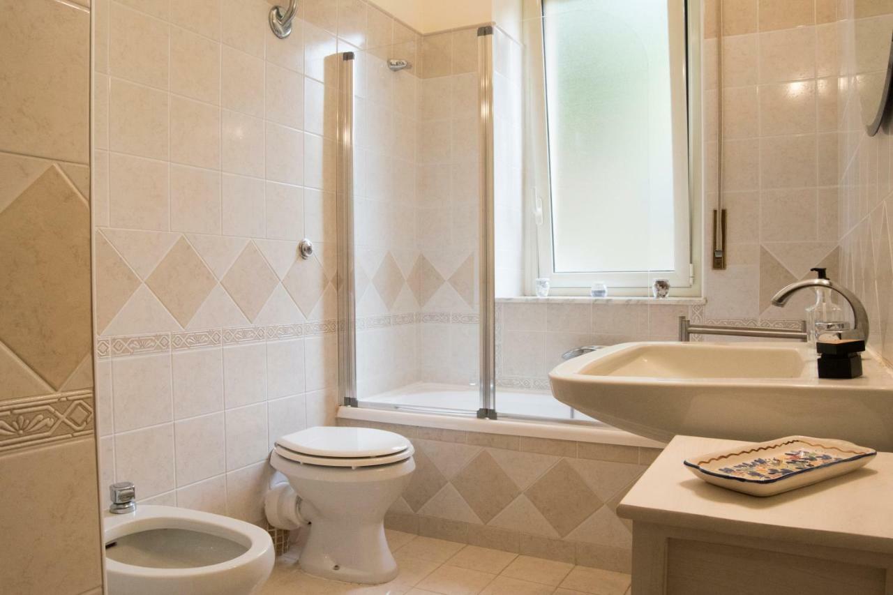 Antica Akragante Apartment Agrigento Con Parcheggio Luaran gambar