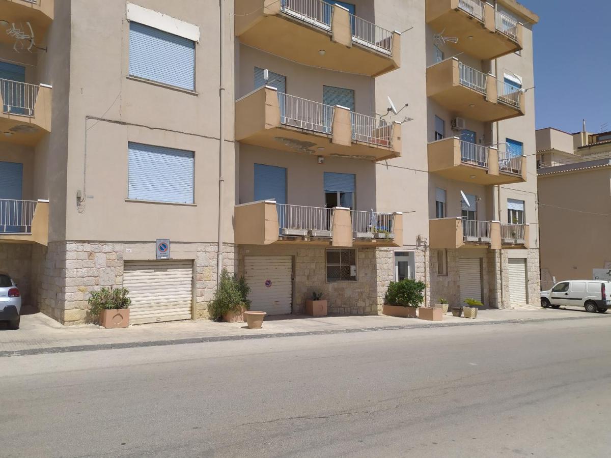 Antica Akragante Apartment Agrigento Con Parcheggio Luaran gambar